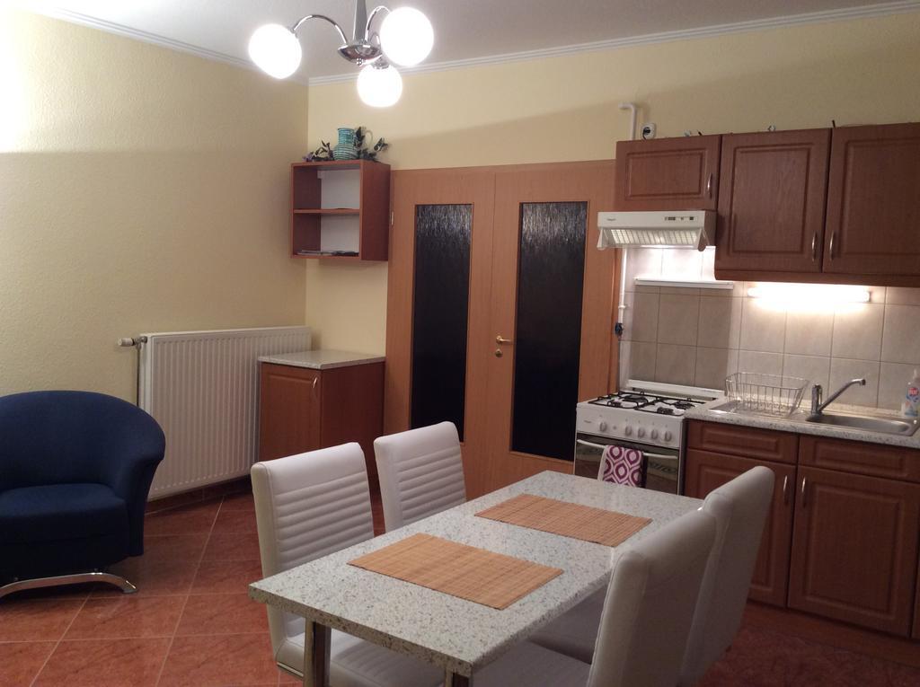 Rehab Apartment Hévíz Kamer foto